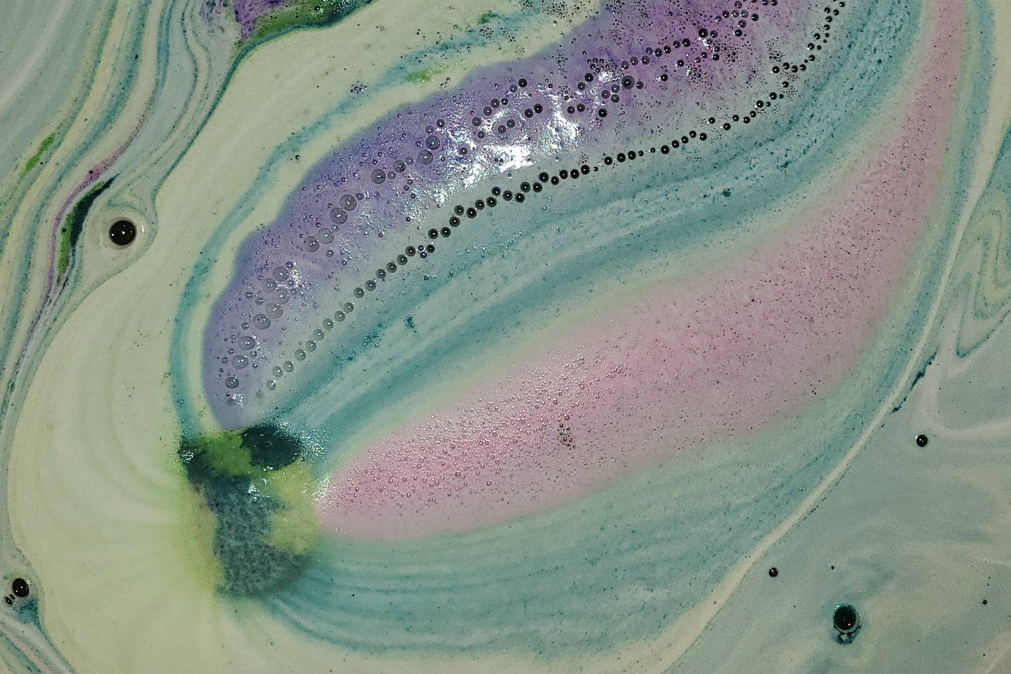 Northern Lights Bath Bomb